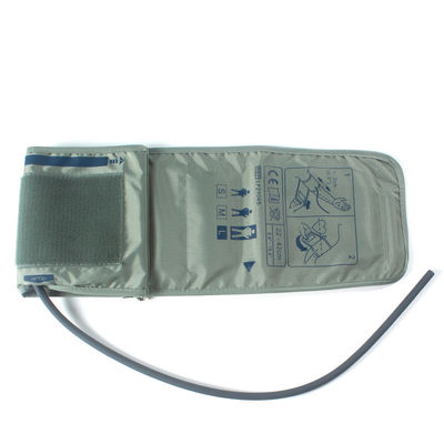 Manche de sphygmomanomètre NIBP Manche adulte de grande taille Sphygmomanomètre tube unique 22-42 cm
